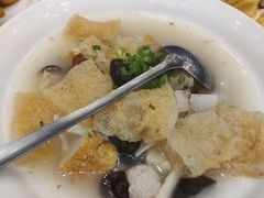 -侬佳蒸菜馆(听潮店)