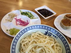 -惠丰门丁肉饼店