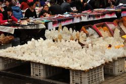 白水晶原石-东海水晶大集