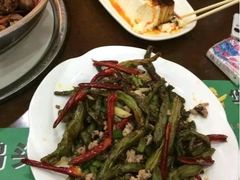 -华英干锅辣鸭头(亚泰大街店)