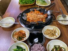 -城山辣炒黑猪肉