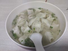 -周震馄饨