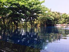 -三亚湾海居铂尔曼度假酒店