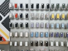 -Apple零售店(华贸购物中心店)