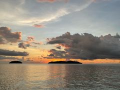 -Sunset Bar(丹绒亚路香格里拉店)