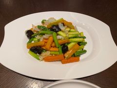 金瓜百合炒芦笋-北海银滩皇冠假日酒店-德丰楼中餐厅