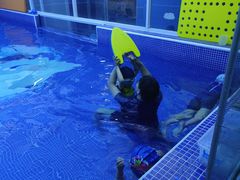 -小伢儿水中体适能俱乐部(中泰店)