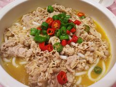 鑫鑫の酸汤肥牛-金八仙酒店