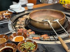 -阿山卓·野生菌火锅·纳西火塘烤肉