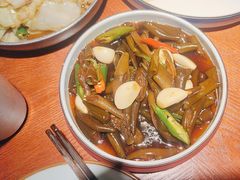 -荣公馆鱼头泡饭(巢湖万达店)