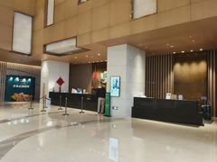 -苏州汇融广场假日酒店