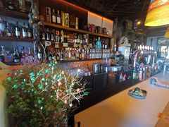 -城墙外BAR