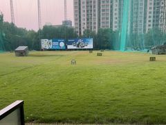 -仙霞高尔夫练习场-停车场