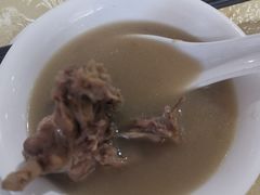 -红旗山庄(圭峰山店)