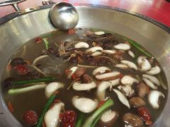 养生菌汤锅-谭鸭血老火锅(万象九宜城店)