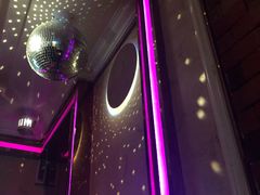 包房-麦度量贩式KTV(中联广场店)