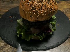 -HIGH FIVE哈福手工汉堡(桂林路店)