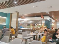 -金马门国际美食百汇(珞喻路店)