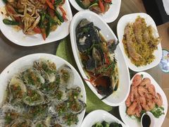-顺峰渔港中国人的餐厅