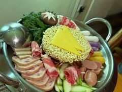 -恩你小木屋·韩式料理(假日广场店)