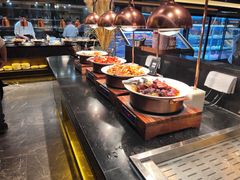 -钱小奴海鲜自助黑金店(杭州滨江龙湖店)