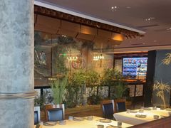 -八府香鸭·啫啫煲(华山路店)