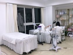 -凡碧诗毛孔清洁收细