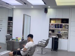 -首脑美发沙龙