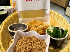 -鲁菜根·泰安菜(万达店)