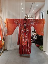 -一揽芳华汉服旗袍体验馆(拙政园店)