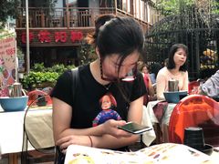 -刘姐啤酒鱼民族演艺餐厅(西街总店)
