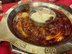 -山城年华老火锅(玉林店)