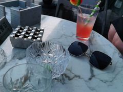 -瑰丽酒店·海吧·天际下午茶·现场DJ·天台酒吧