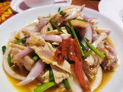 新疆椒麻鸡-纳瓦新疆菜(银都店)