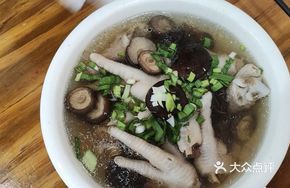 Chicken Feet and Pork Ribs