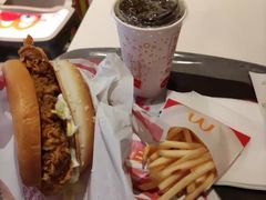 -麦当劳(七宝乐购店)