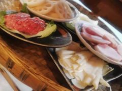 -王婆乔鲜鱼自助火锅(蜀汉路店)