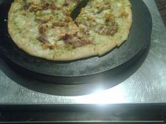 披萨-广州中心皇冠假日酒店-环市食坊·海鲜自助餐厅