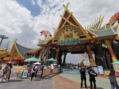 -七彩云南欢乐世界