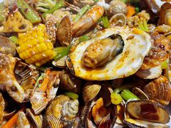 -东来菜馆•手抓海鲜家常菜•海鲜锅贴(鸽子窝店)