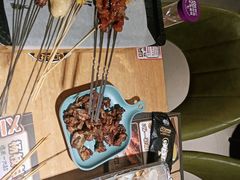 -喝丢一只鞋海鲜烧烤·海肠捞饭(东关街店)