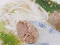 -老四家黄东明牛肉丸