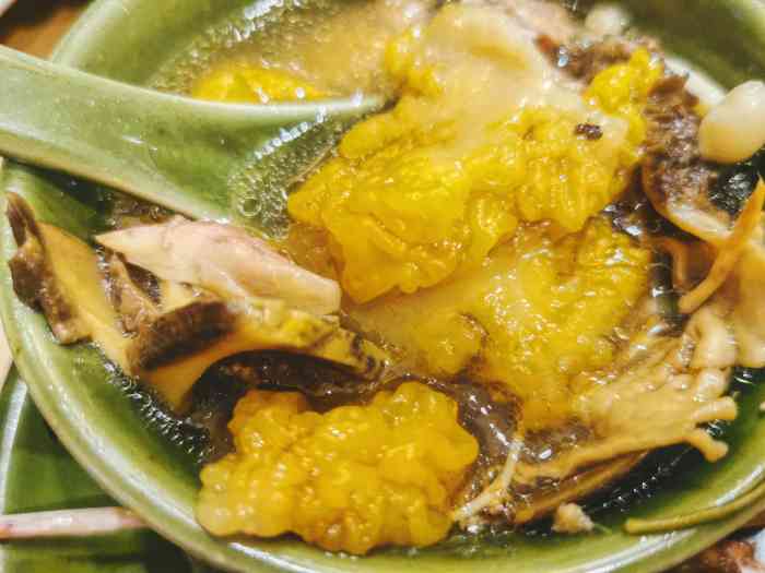 聚龙堂肉饼鸡-"出差来到龙里,有幸被邀请到聚龙堂吃了一顿.