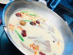 -无老锅(苓雅店)