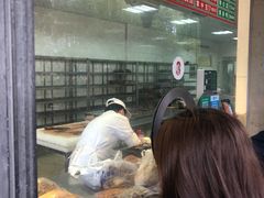 -陆稿荐观前街店