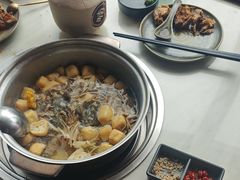 -喃喃椰·糟粕醋·椰子鸡火锅(七堡花园店)