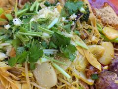 -老街称盘麻辣烫(东方新天地店)