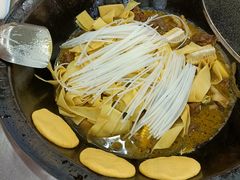-屯老二农家铁锅炖·行业领军者(梅江店)