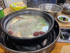 -濠轩阁特色生蚝火锅(水湾路店)