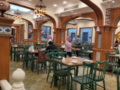 大堂-清真·玛丽亚新疆菜主题餐厅(浙江中路店)